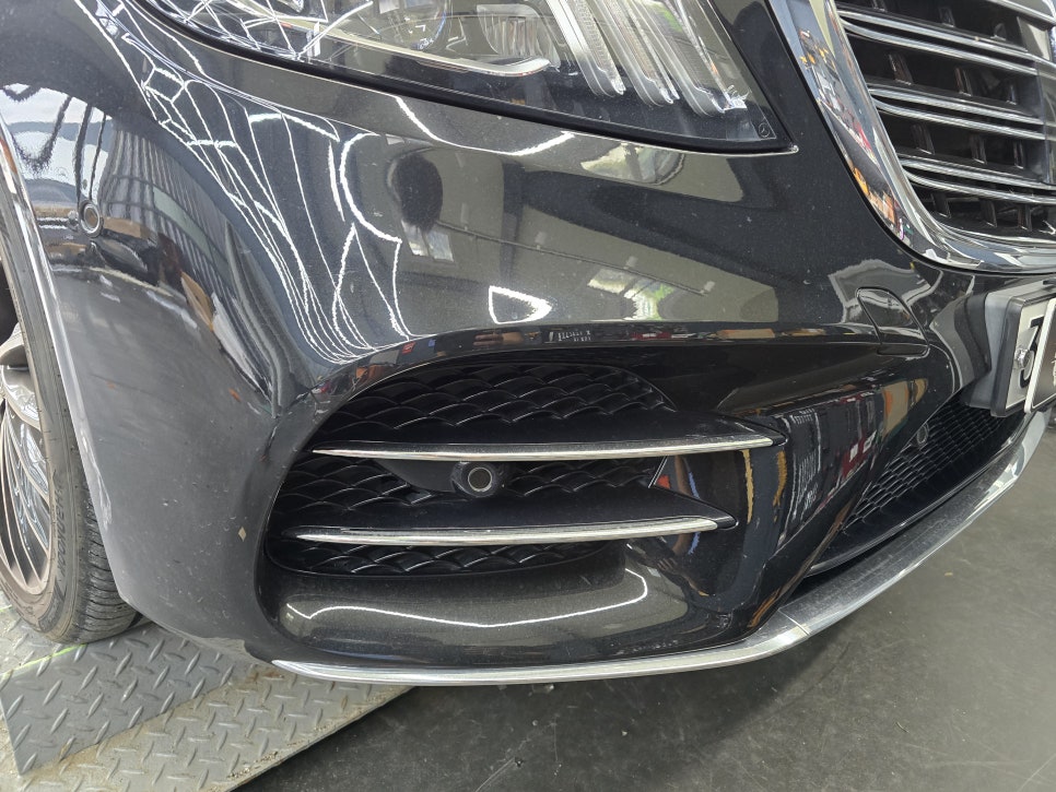 광주 카오카오 벤츠레트로핏 전문시공업체 ] 벤츠 s350d - s65 바디킷 교체! 럭셔리 업그레이드 !!