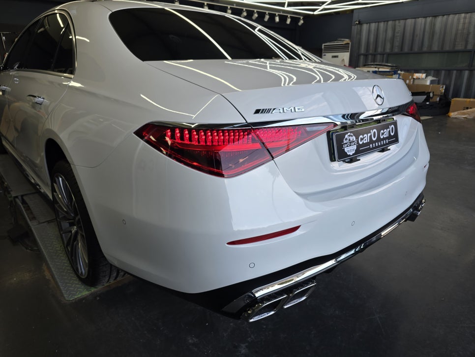 벤츠 튜닝 전문샵 ] 벤츠 w223 - s63amg 바디킷 교체!! " 정품 쓸껀 확실히 사용하여 정확한 시공! "