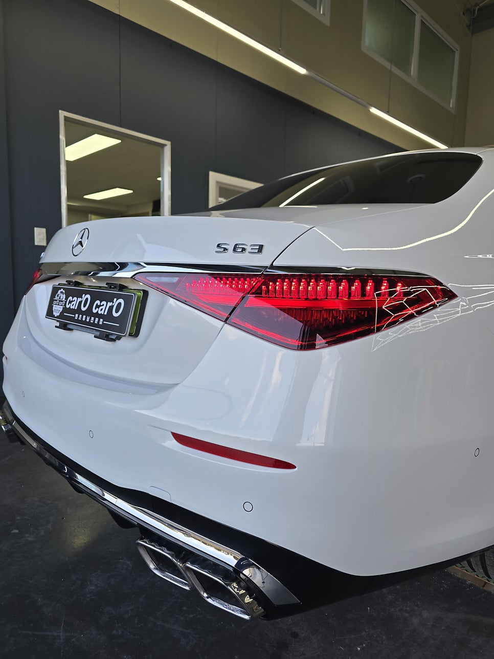 벤츠 튜닝 전문샵 ] 벤츠 w223 - s63amg 바디킷 교체!! " 정품 쓸껀 확실히 사용하여 정확한 시공! "