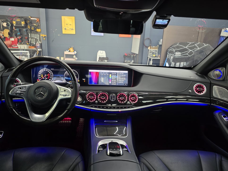 벤츠S클래스 ]  S클래스 - 송풍구 엠비언트  " 컬러감을 물들이다... "