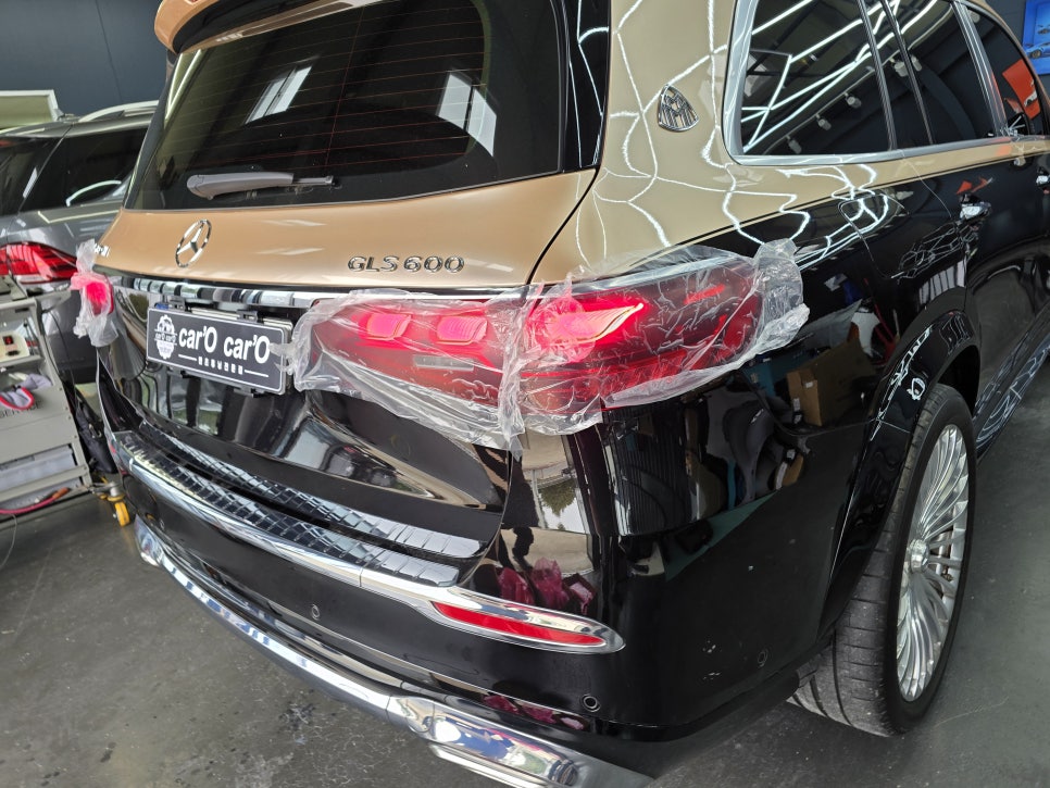 벤츠 gls600 마이바흐 - 페이스리프트 정품 테일램프 교체