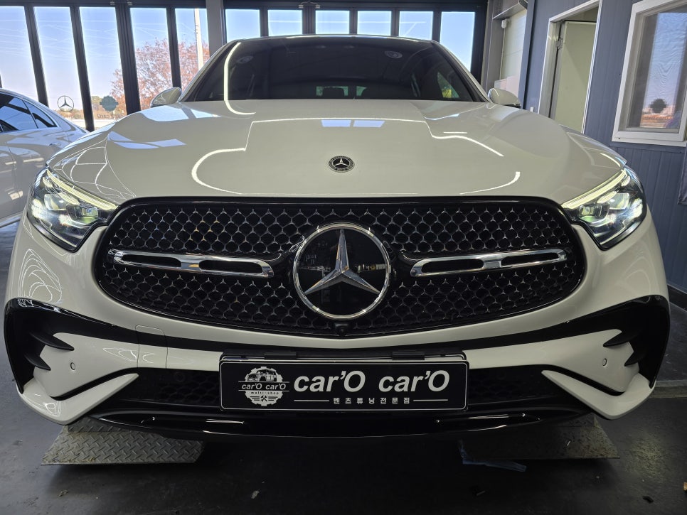 벤츠 glc300 쿠페 - amgline 프론트 범퍼, 스포일러 교체