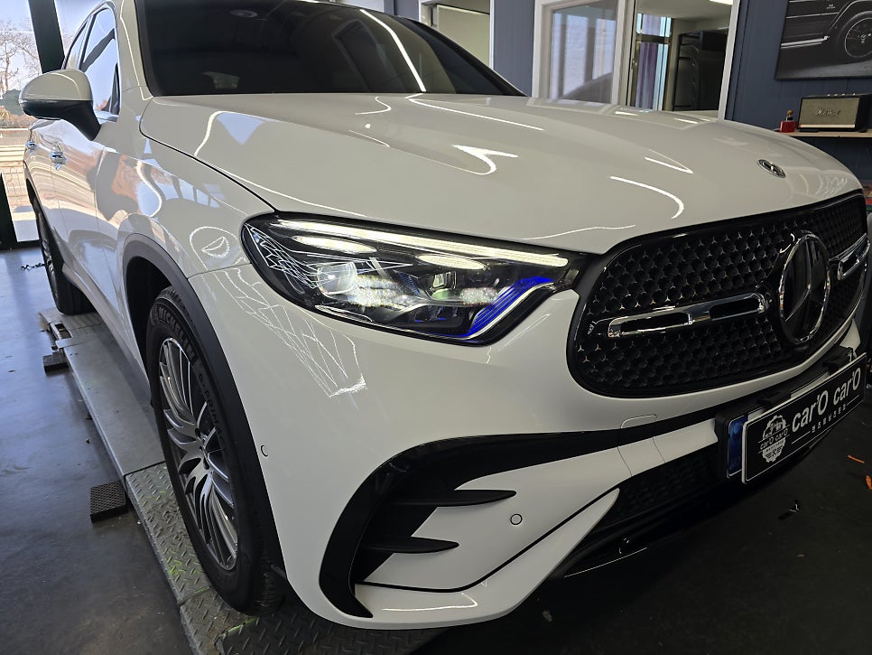 벤츠 glc300 쿠페 - amgline 프론트 범퍼, 스포일러 교체