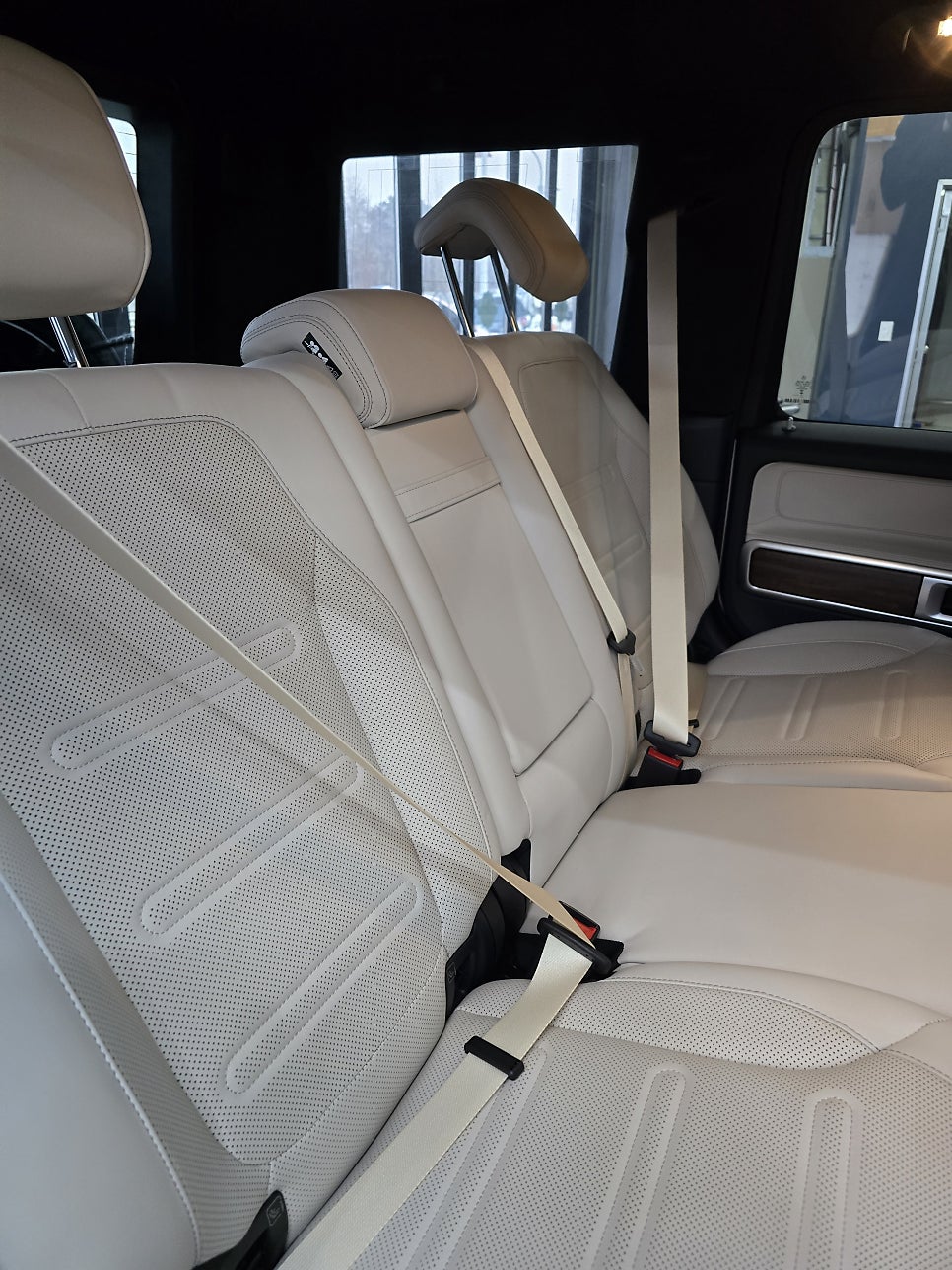 벤츠 g450d - 컬러 안전벨트  " 크림 베이지로 산뜻하게~~ "