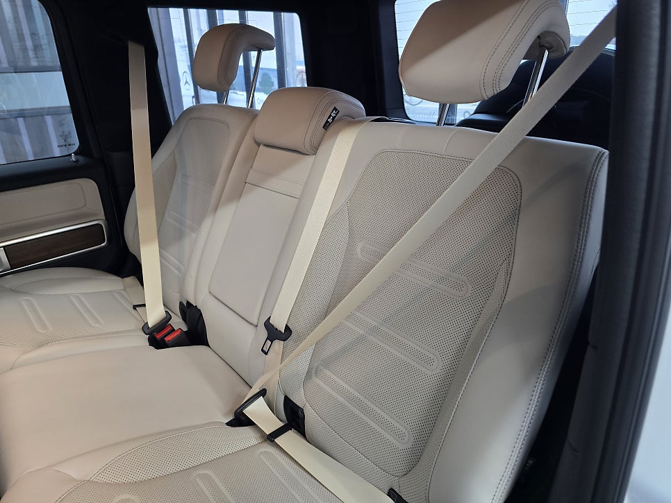 벤츠 g450d - 컬러 안전벨트  " 크림 베이지로 산뜻하게~~ "