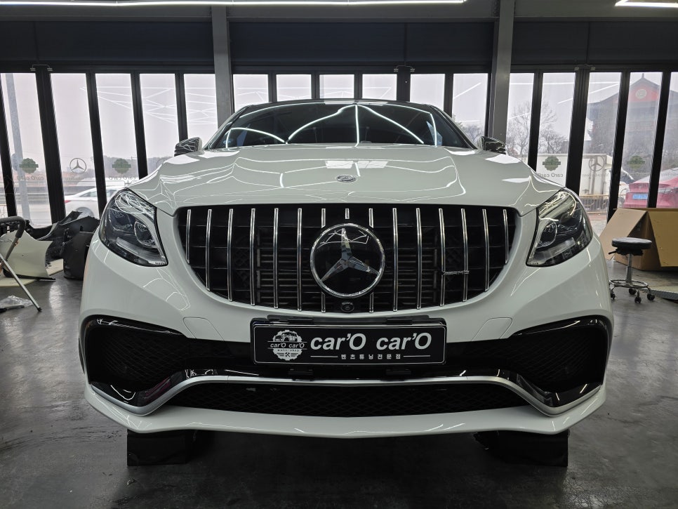 벤츠 w166 gle - 63 스타일 프론트 범퍼 사고수리