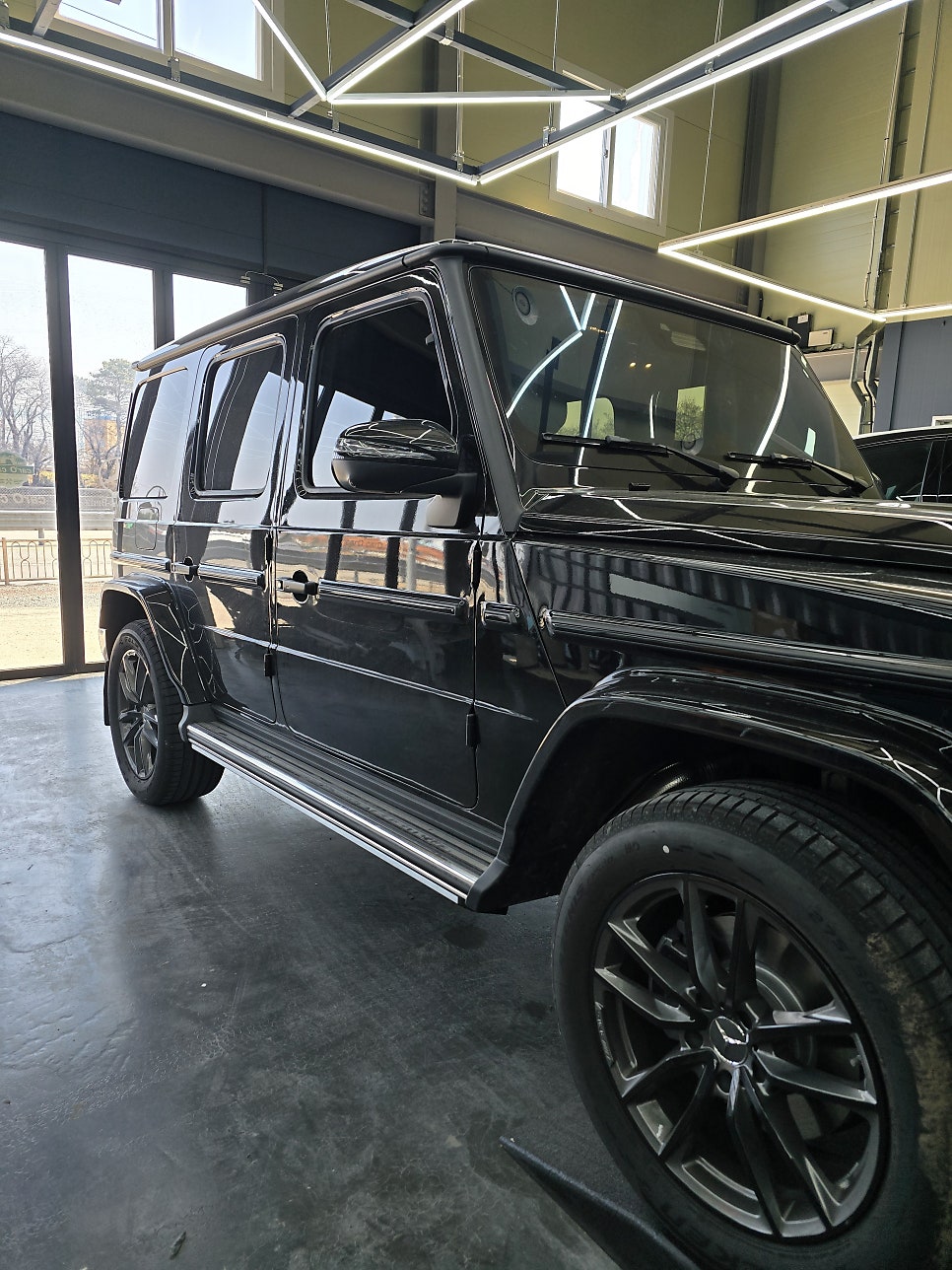 벤츠 g450d - 전동 사이드스텝 & 머드가드 " 편의성과 실용성을 잡아라 !! "