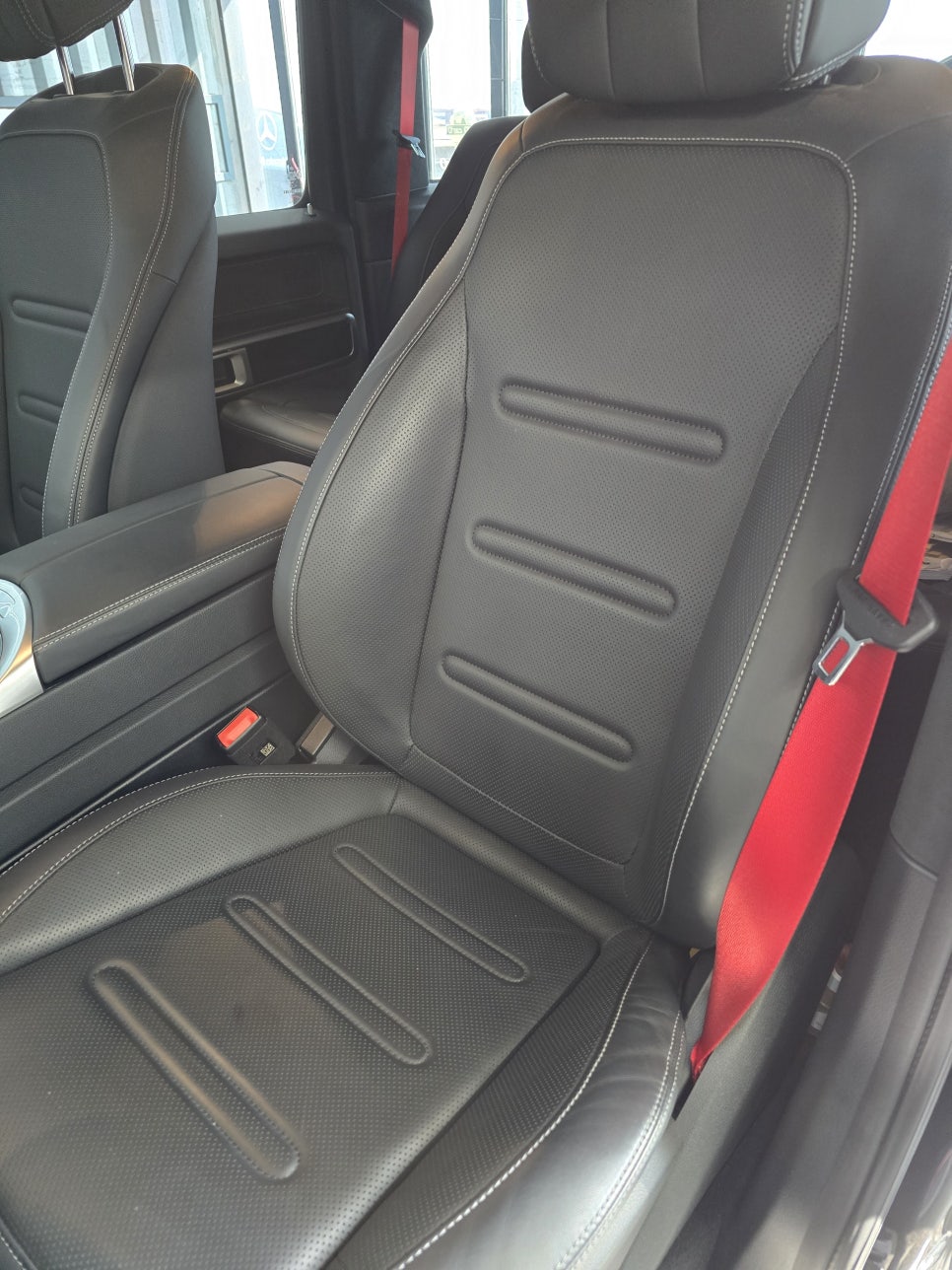 광주 벤츠 레트로핏 / 튜닝 전문샵 ] 벤츠 G400d - 통풍 시트  " 쾌적한 드라이빙은 선택이 아닌 필수 !! "