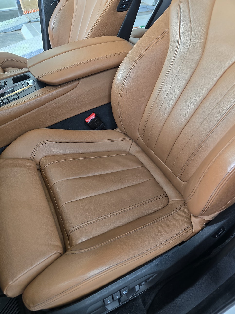 광주 수입차 전문튜닝샵 ] BMW x6 - 통풍 시트   " 시원한 드라이빙 준비되셨나요.? "