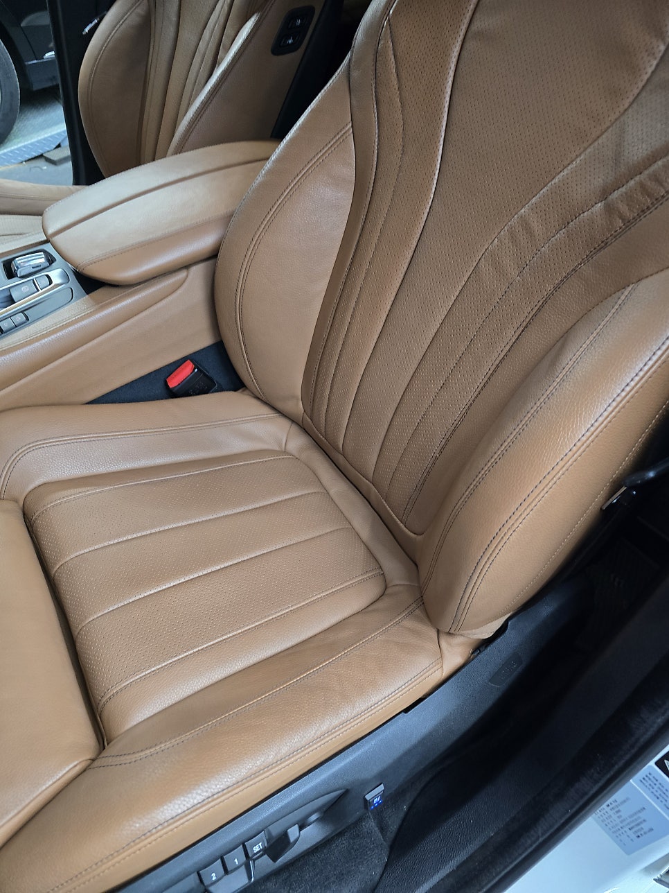 광주 수입차 전문튜닝샵 ] BMW x6 - 통풍 시트   " 시원한 드라이빙 준비되셨나요.? "