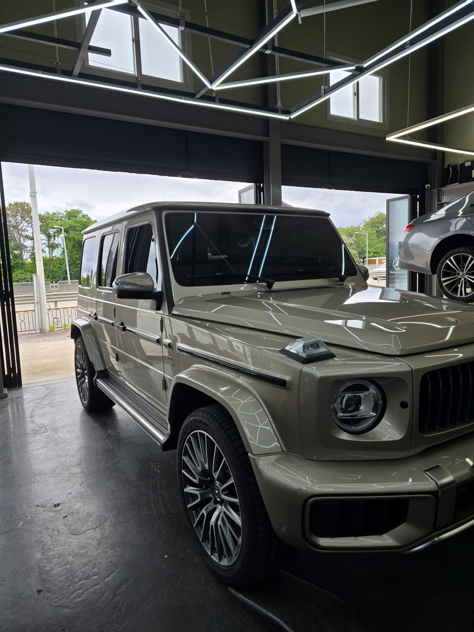 광주 G바겐 튜닝전문샵 카오카오 ] 벤츠 G63amg - 전동 사이드스텝