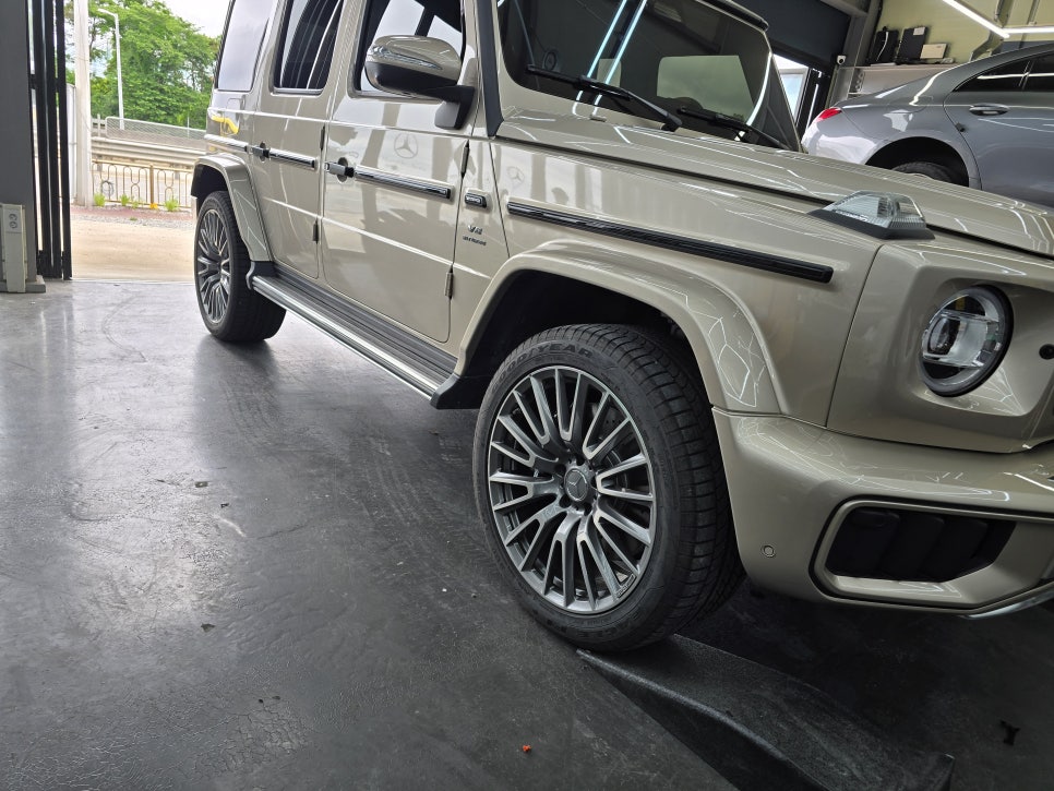 광주 G바겐 튜닝전문샵 카오카오 ] 벤츠 G63amg - 전동 사이드스텝
