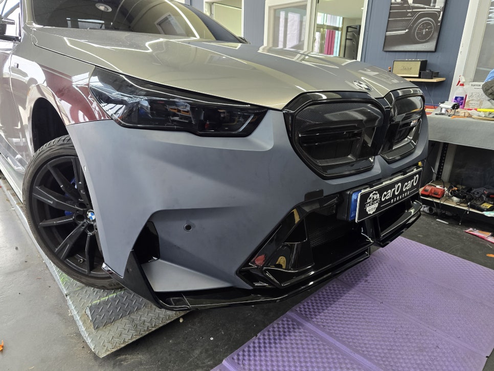bmw G60 m5 퍼포먼스 바디킷!! 랩핑 시공으로 미도장 출고!