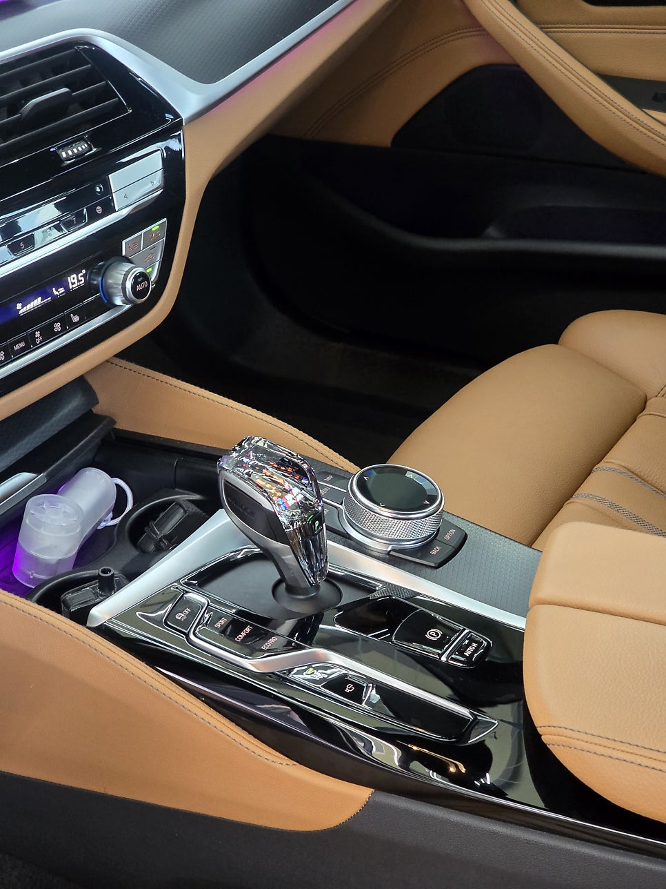 BMW g30 5시리즈 - 크리스탈 3종 " 올드한 실내를 세련되게~"