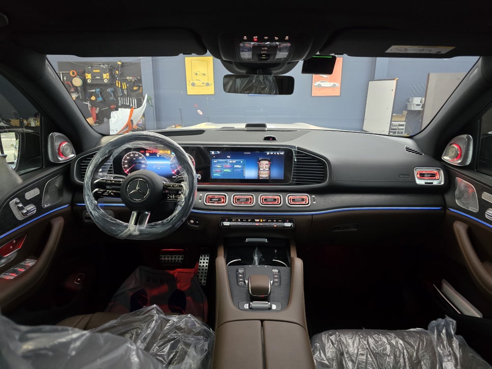 벤츠 gls, gle - 4d부메스터, 송풍구엠비언트 " 아쉬웠던 디테일을 채우다.."