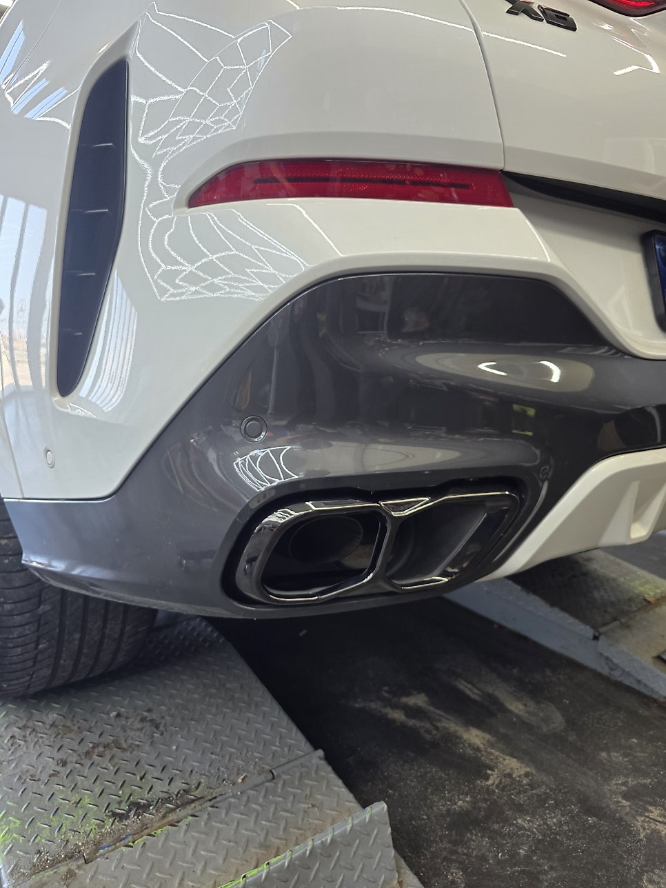 BMW X6 LCI 후기형 - MP 퍼포먼스 머플러팁 블랙