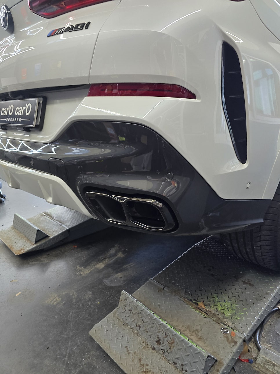 BMW X6 LCI 후기형 - MP 퍼포먼스 머플러팁 블랙