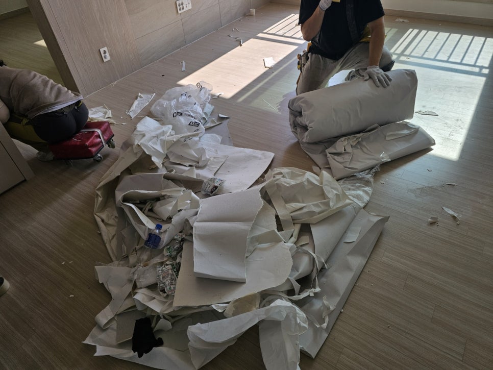 부평 삼산동 도배, 확실한 솔루션과 깔끔한 마무리로 완성된 현장