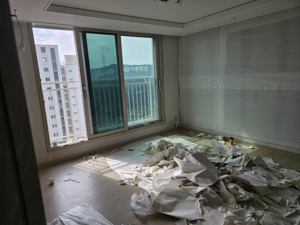 부평 삼산동 도배, 확실한 솔루션과 깔끔한 마무리로 완성된 현장